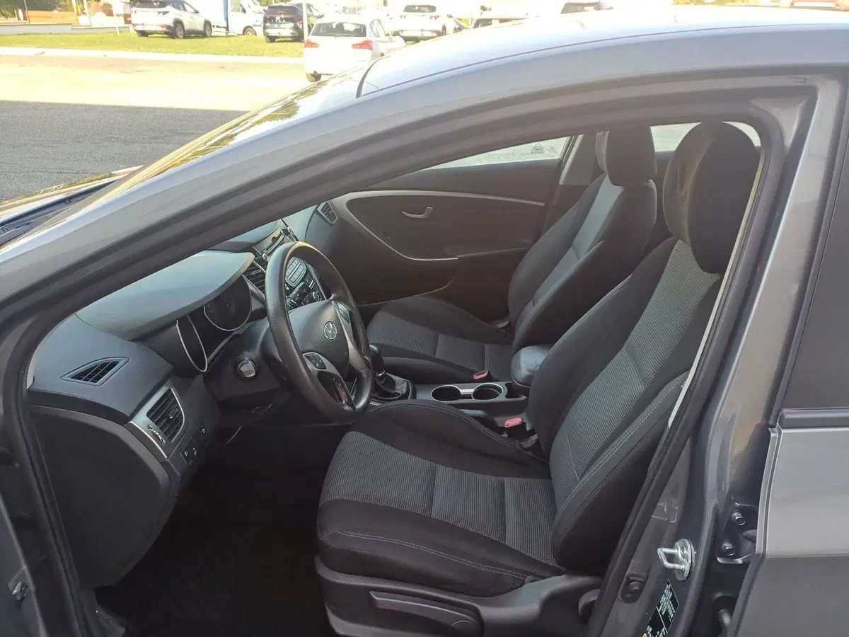 Hyundai i30 usata a Alessandria (8)