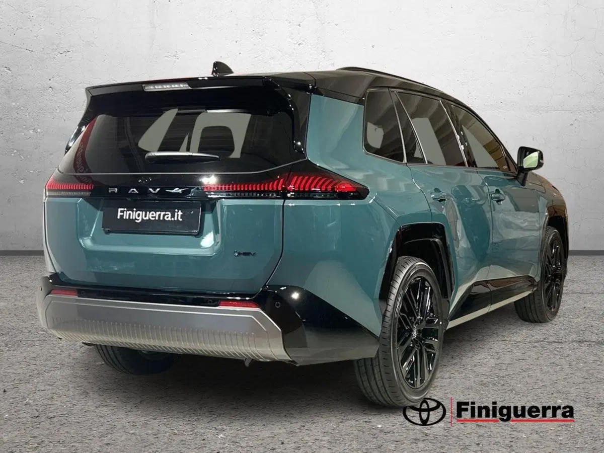 Toyota Rav4 nuova a Lecco (4)