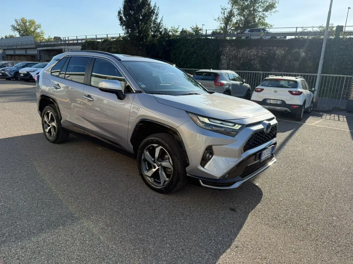 Toyota Rav4 usata a Piacenza (10)