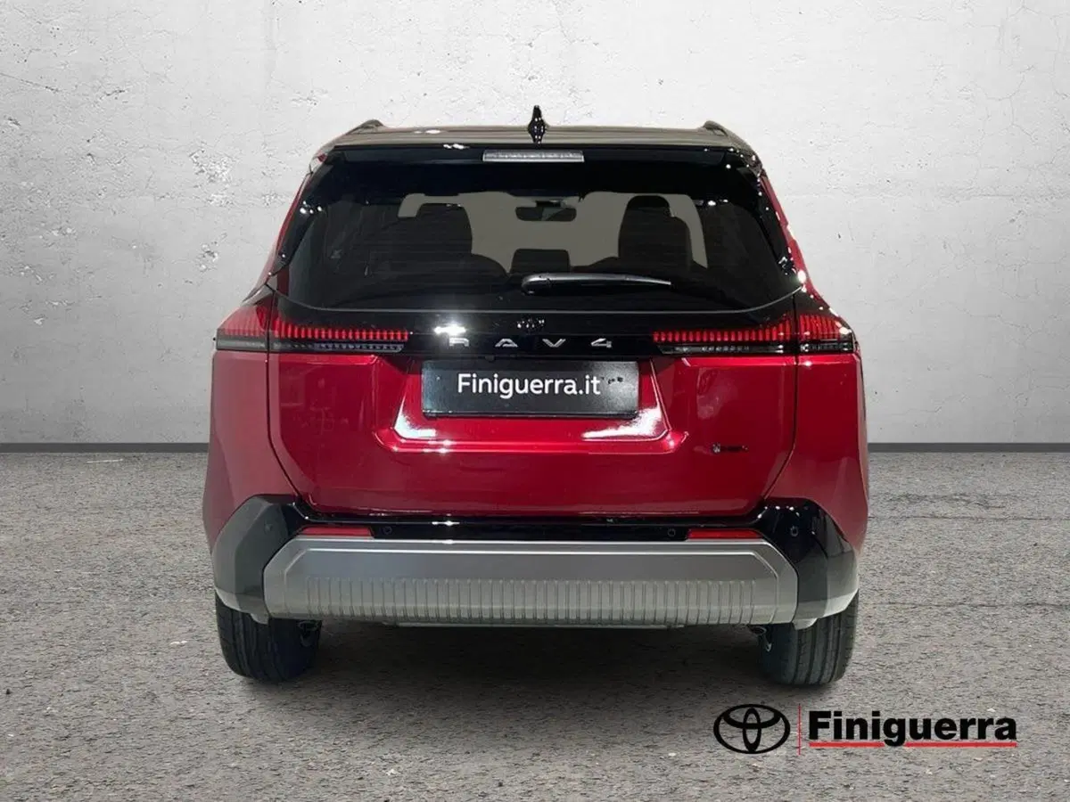 Toyota Rav4 nuova a Lecco (3)
