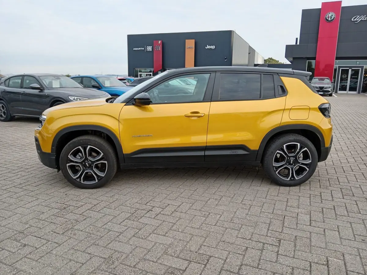 Jeep Avenger usata a Alessandria (8)