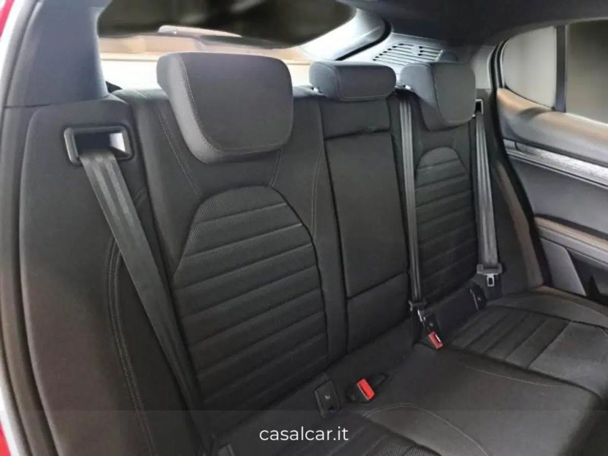Alfa Romeo Stelvio usata a Salerno (12)