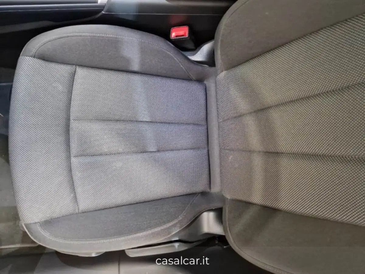Audi A4 Avant usata a Salerno (11)