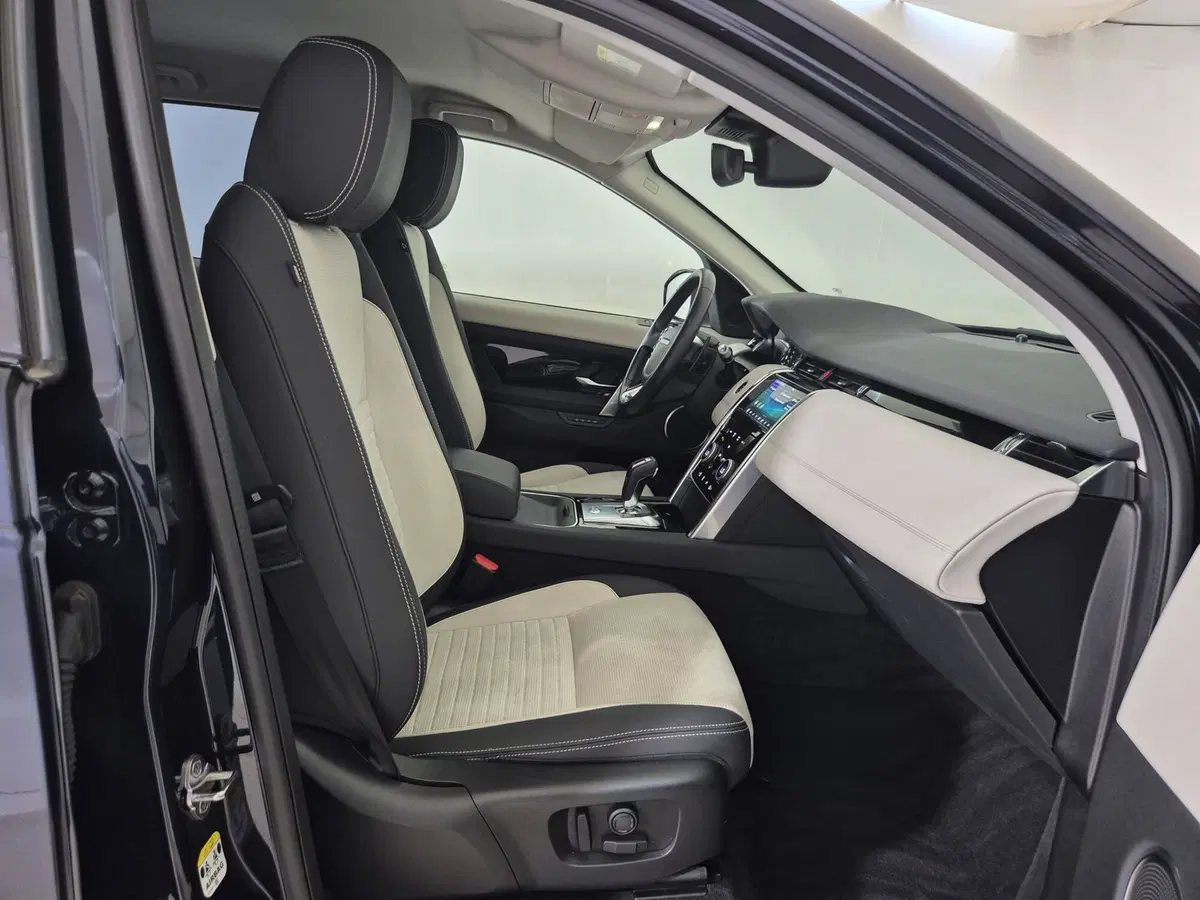 Land Rover Discovery Sport usata a Torino (3)