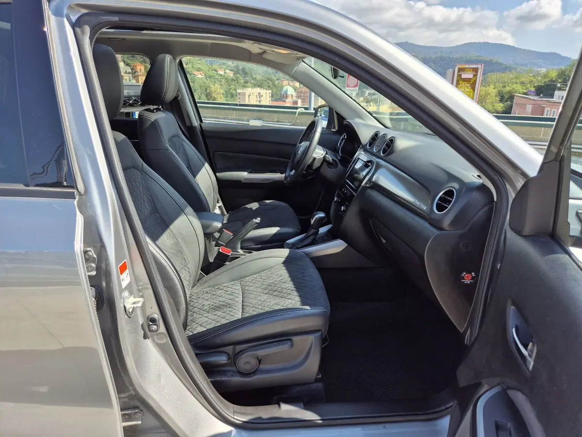Suzuki Vitara usata  (9)
