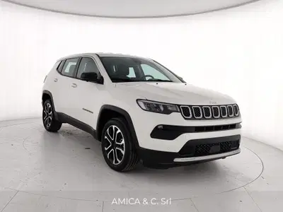 Jeep Compass 1.2 turbo e-hybrid mhev First Edition fwd 145cv edct6 nuova a Caserta