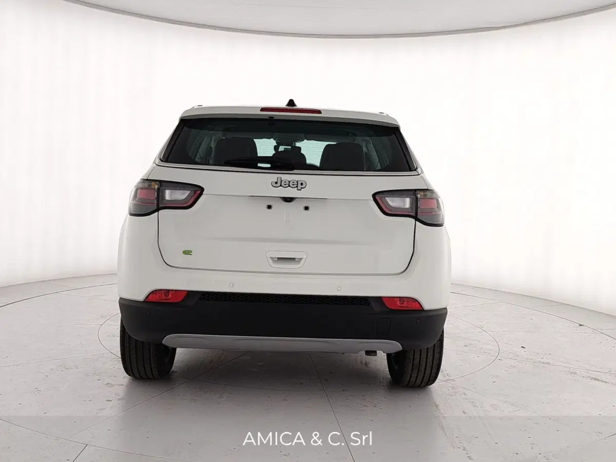 Jeep Compass nuova a Caserta (5)