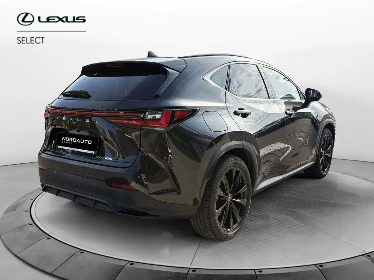 Lexus NX usata a Venezia (3)