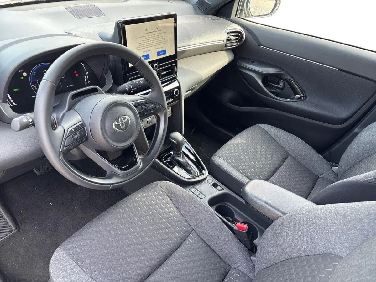 Toyota Yaris Cross usata a Venezia (8)