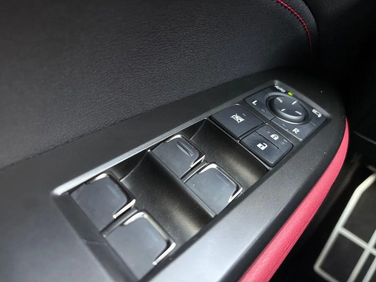 Lexus NX usata a Venezia (15)