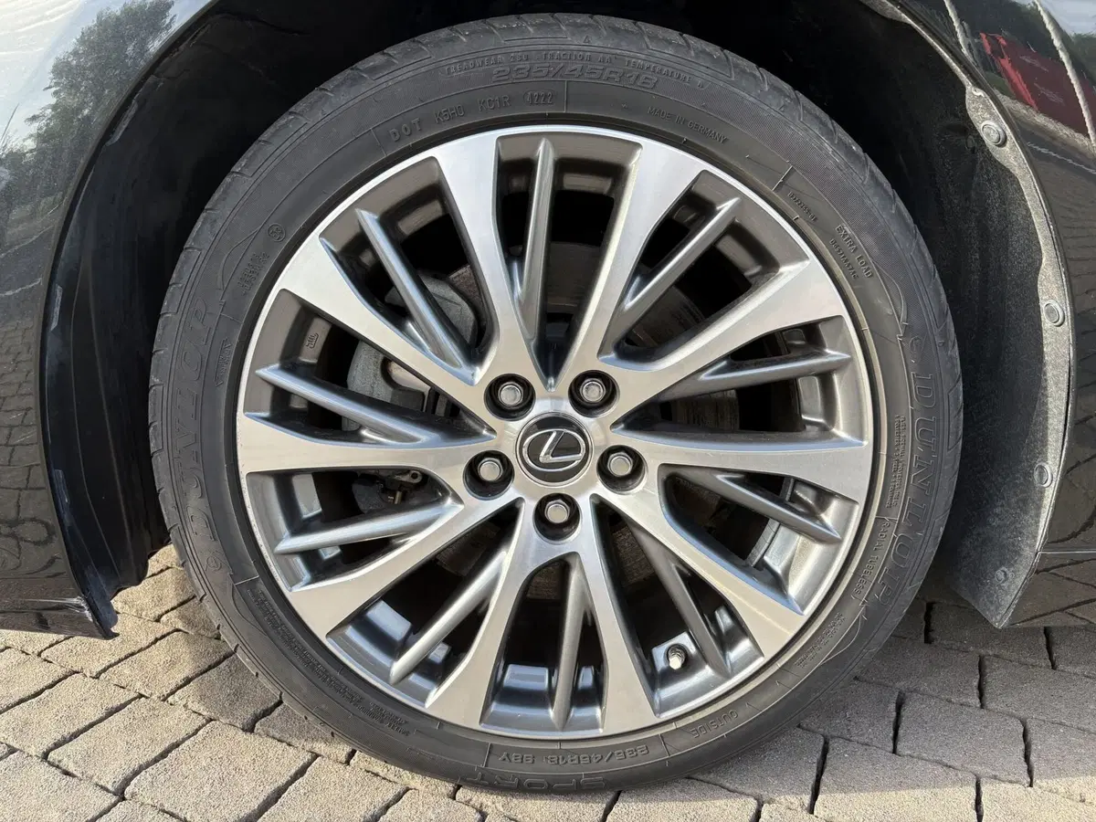Lexus ES usata a Venezia (7)