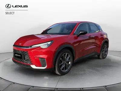 Lexus LBX 1.5 hybrid Elegant 2wd del 2024 usata a Venezia