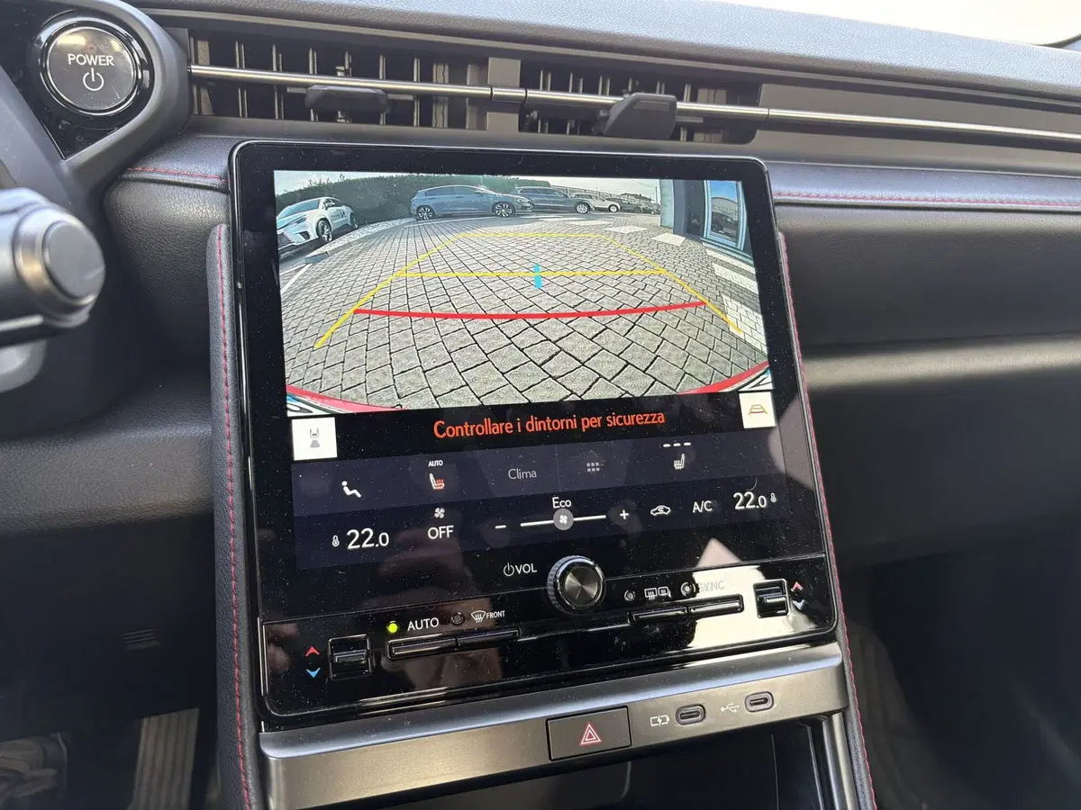 Lexus LBX usata a Venezia (15)