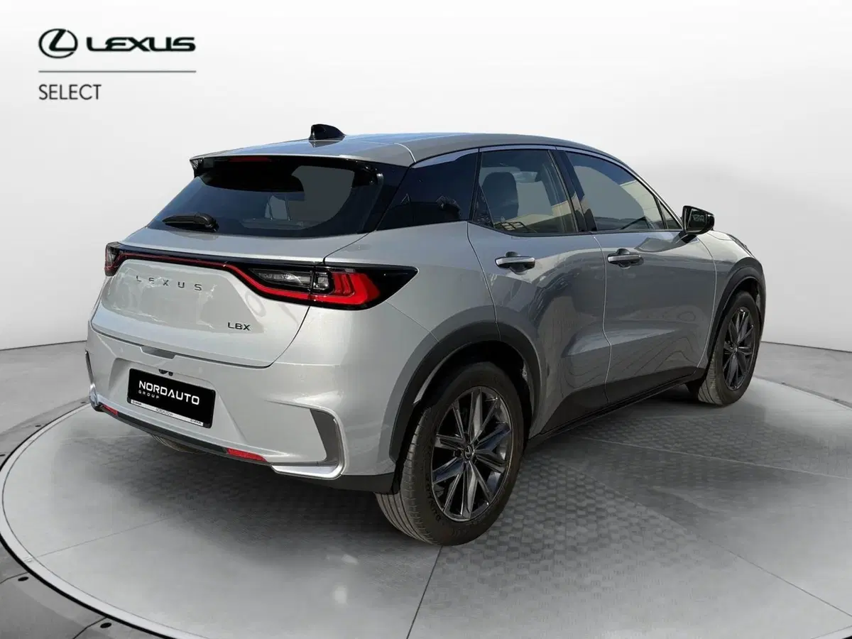 Lexus LBX usata a Venezia (3)