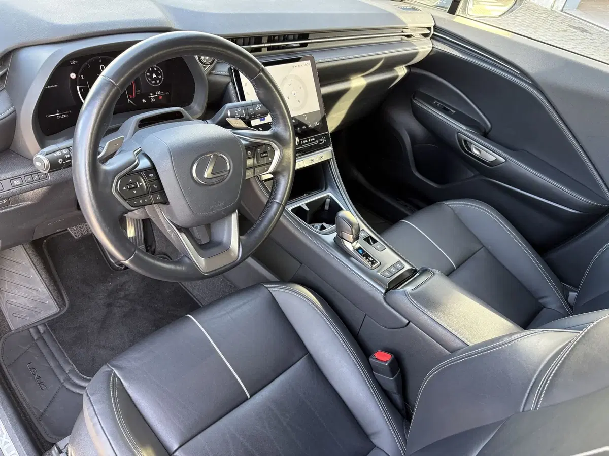 Lexus LBX usata a Venezia (6)