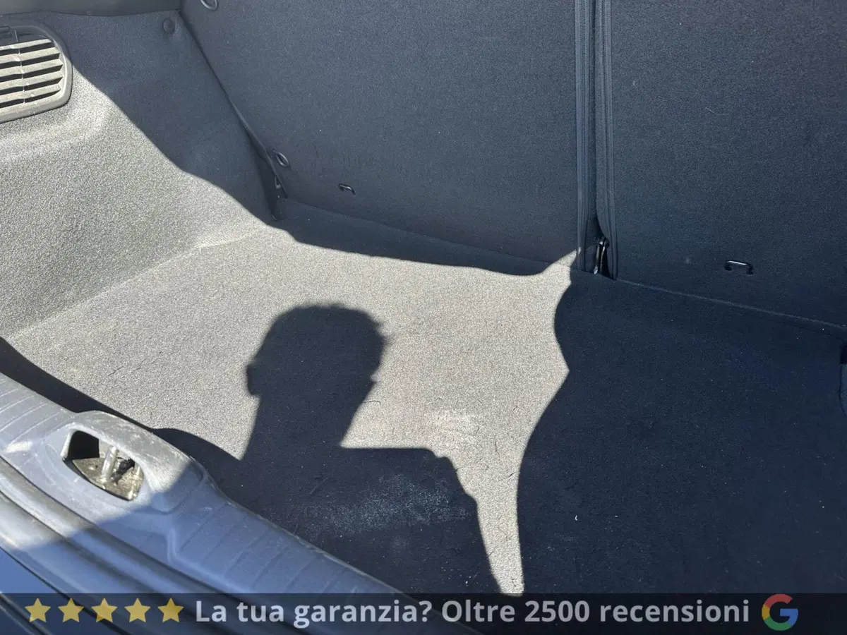 Peugeot 208 usata a Pistoia (8)