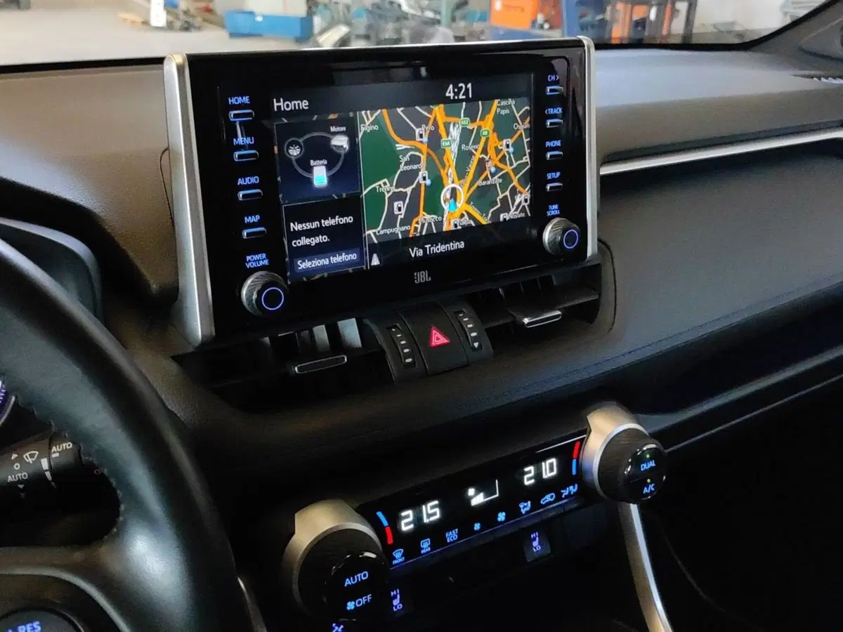 Toyota Rav4 usata a Milano (11)
