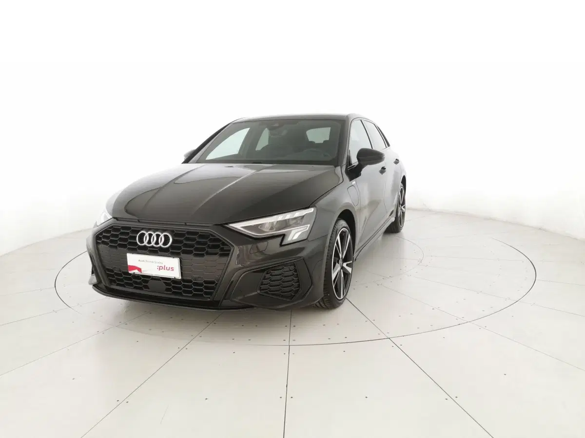 Audi A3 Sportback nuova a Teramo