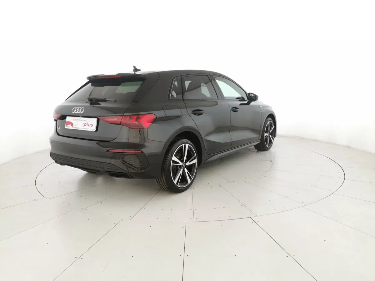 Audi A3 Sportback nuova a Teramo (3)