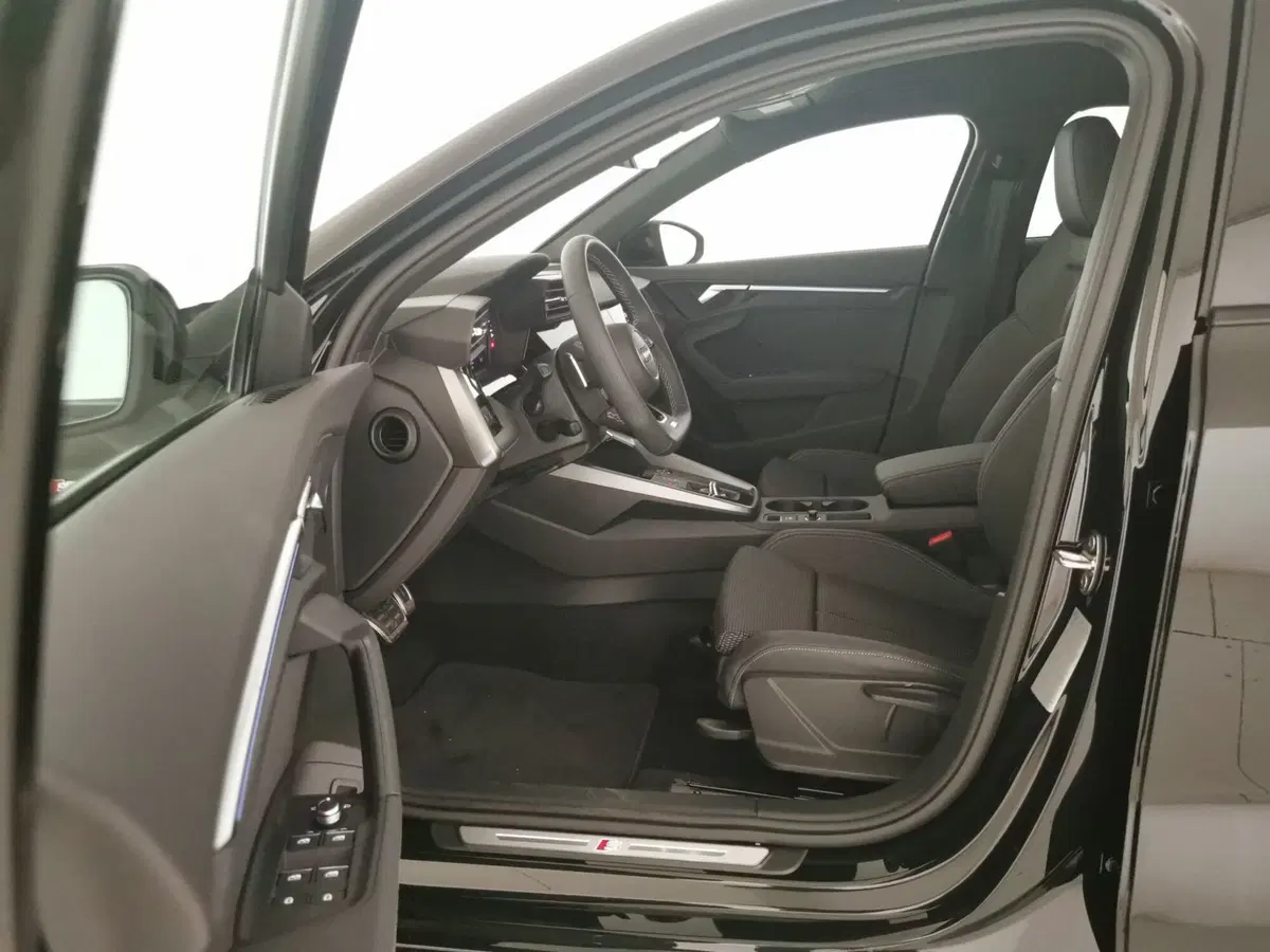 Audi A3 Sportback nuova a Teramo (5)