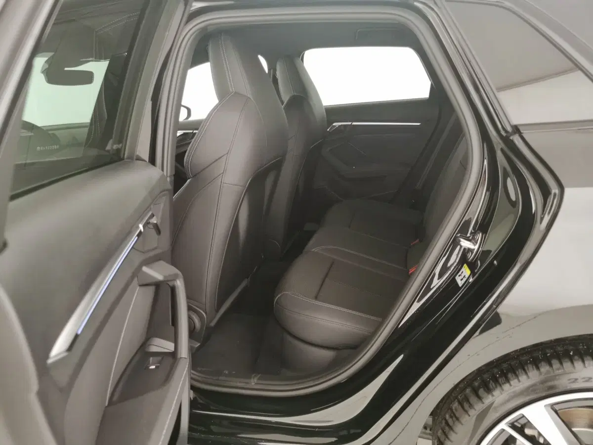 Audi A3 Sportback nuova a Teramo (6)