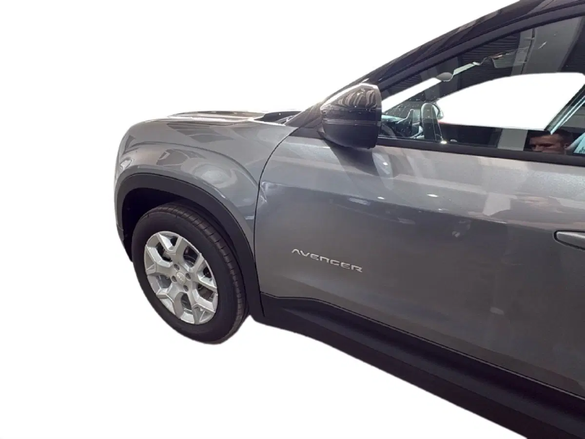 Jeep Avenger nuova a Agrigento (12)