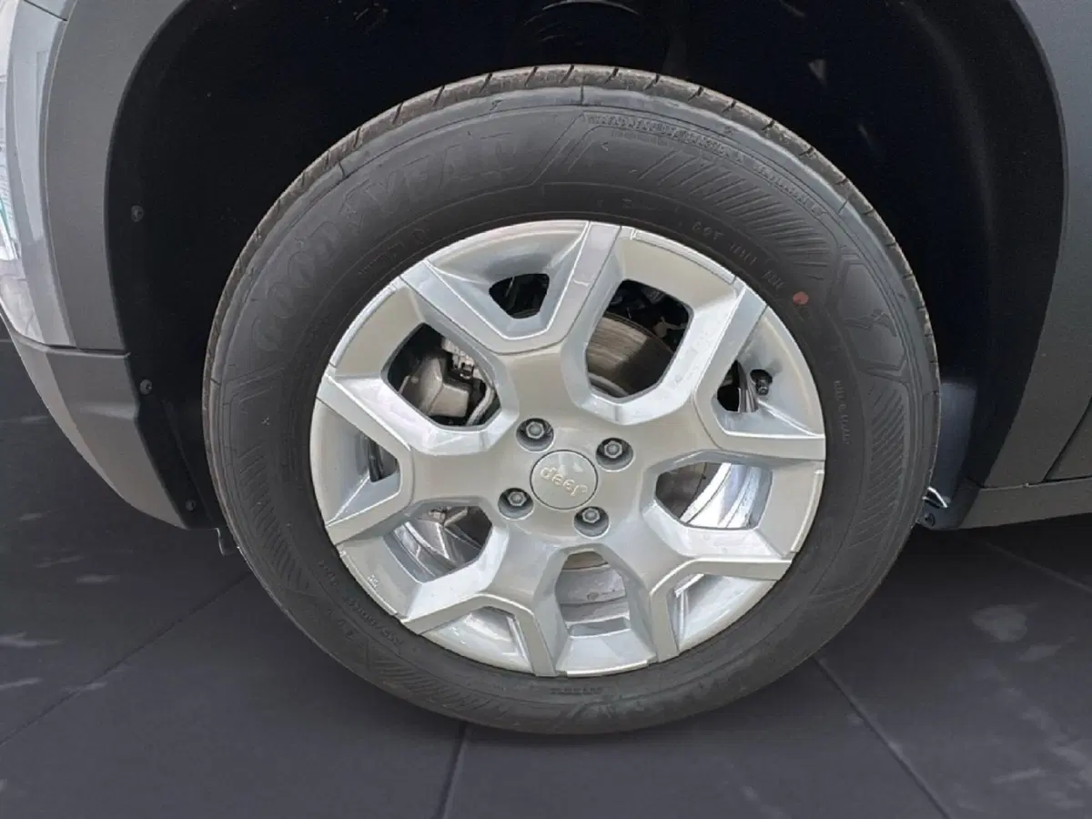 Jeep Avenger nuova a Agrigento (15)