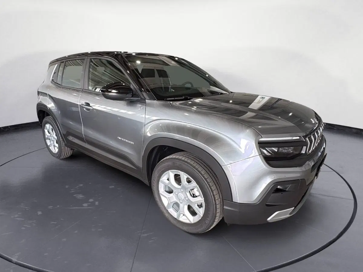 Jeep Avenger nuova a Agrigento (8)