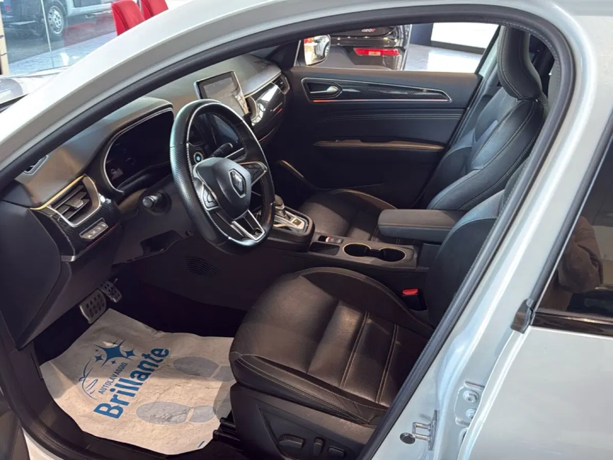 Renault Arkana usata a Bologna (12)