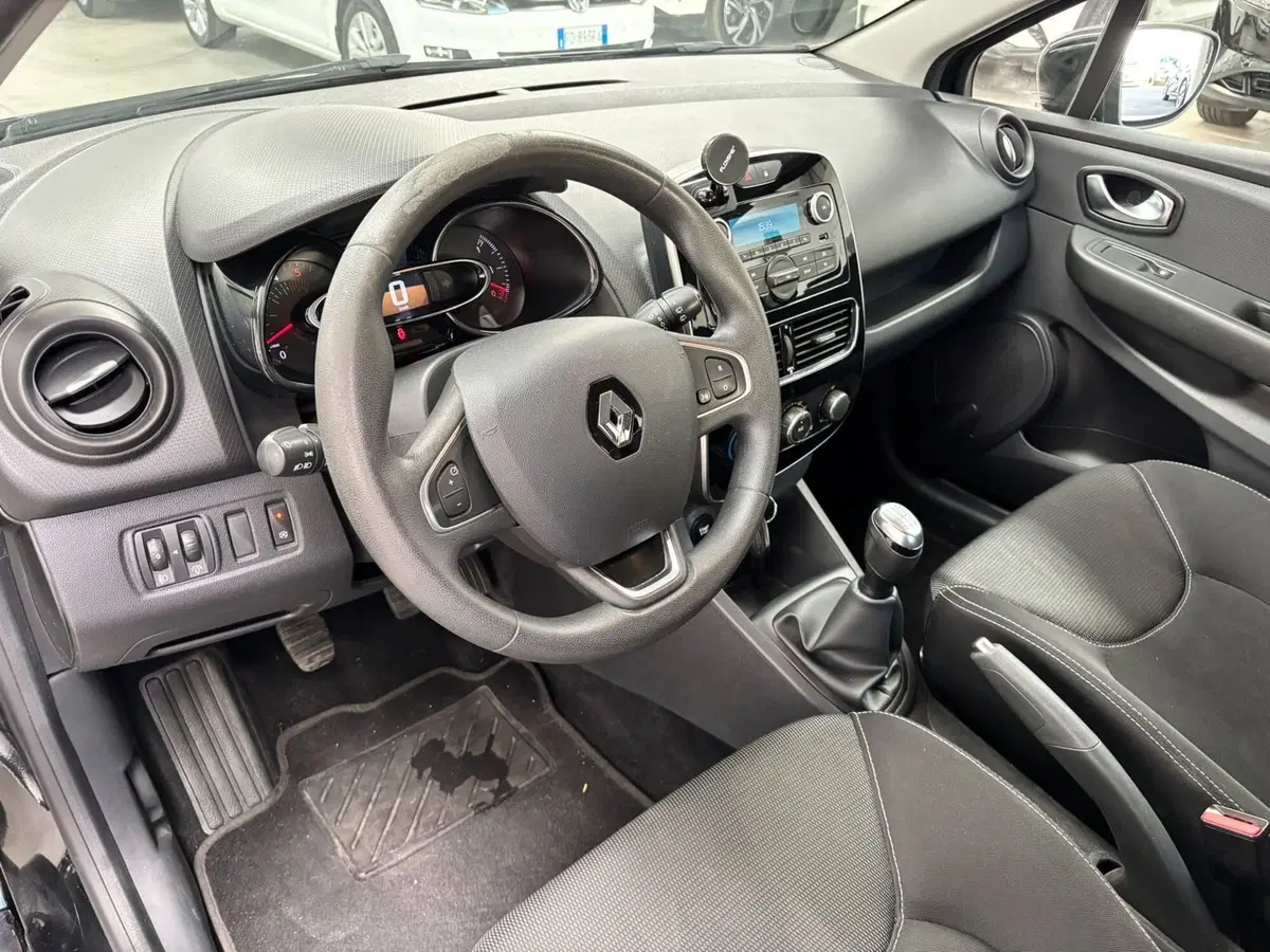 Renault Clio usata a Modena (10)