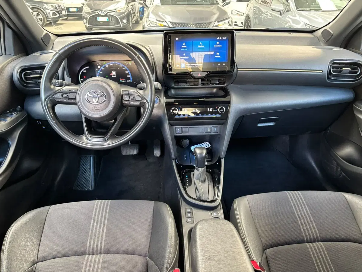 Toyota Yaris Cross usata a Modena (12)