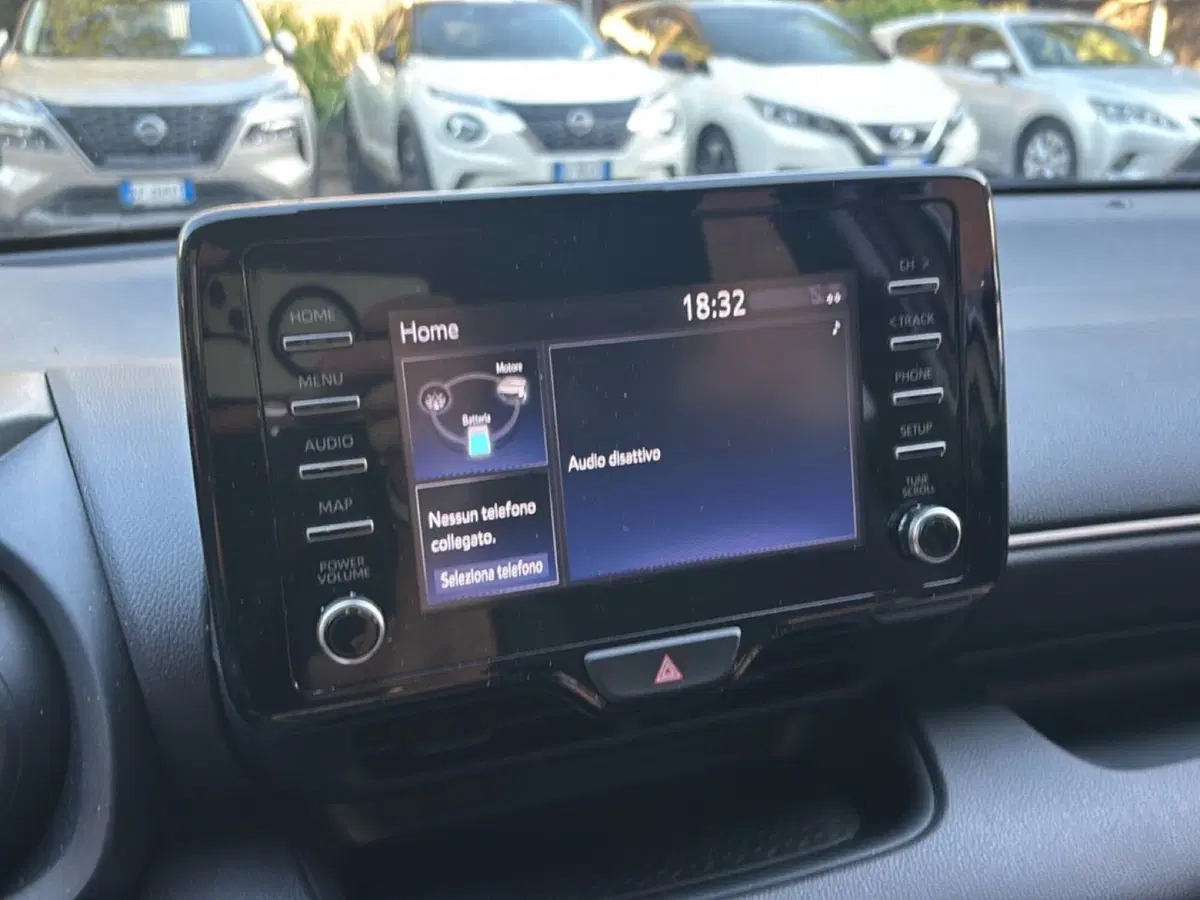 Toyota Yaris usata a Bologna (12)