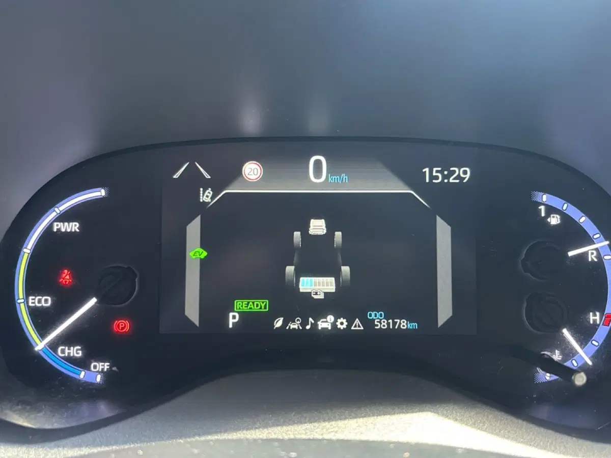Toyota Yaris Cross usata a Bologna (8)