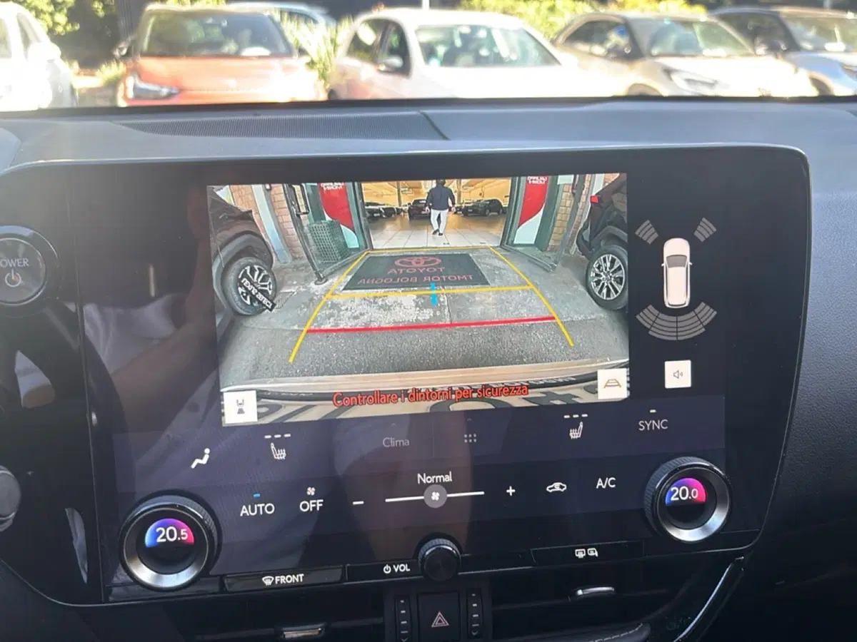 Lexus NX usata a Bologna (12)