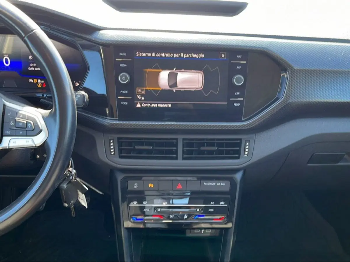 Volkswagen T-Cross usata a Livorno (11)