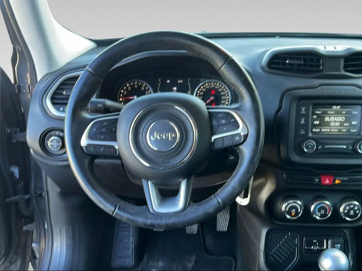 Jeep Renegade usata a Livorno (11)