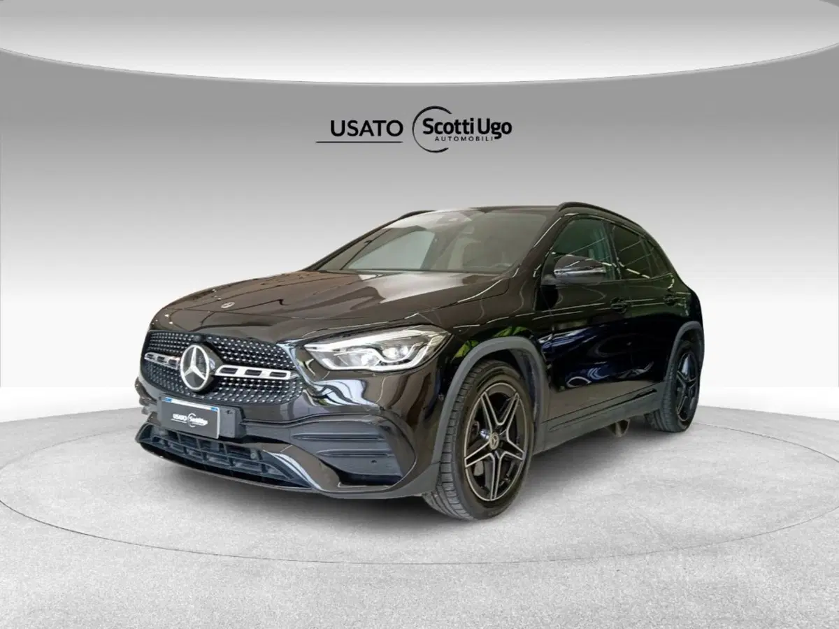 Mercedes-Benz GLA SUV usata a Firenze