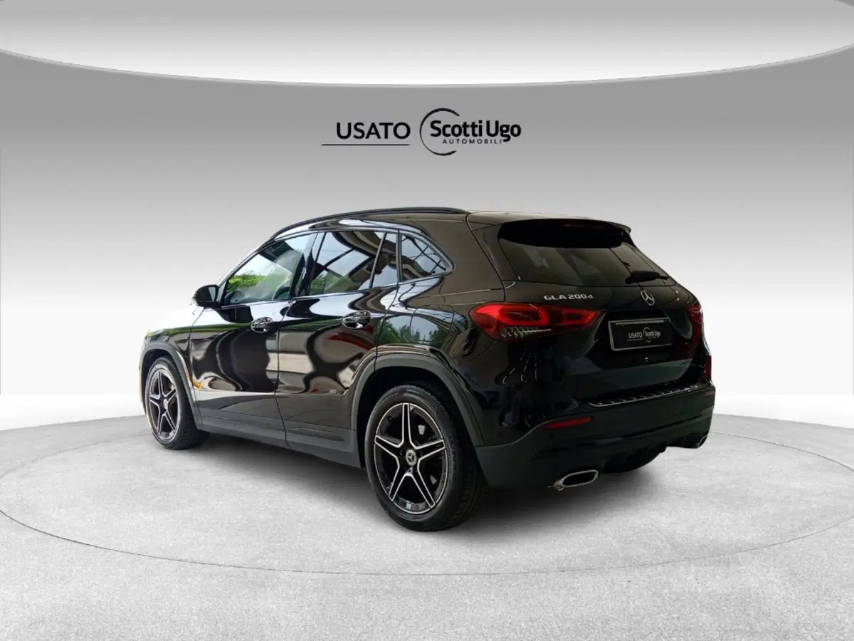 Mercedes-Benz GLA SUV usata a Firenze (6)