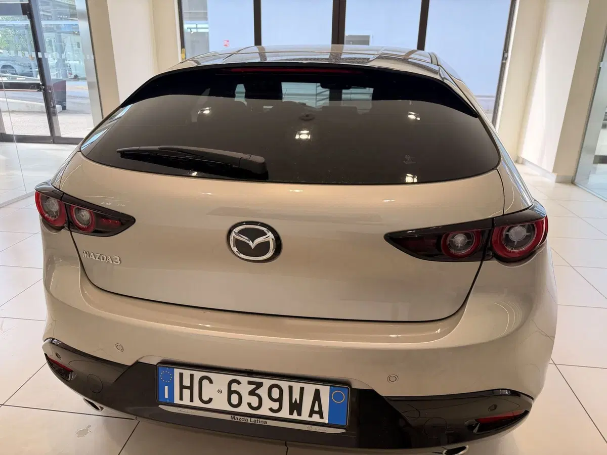 Mazda Mazda3 usata a Latina (5)