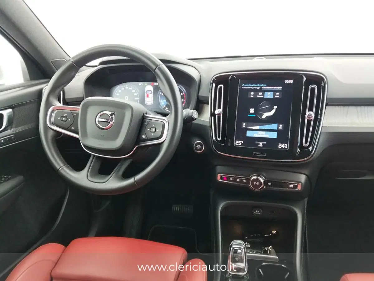 Volvo XC40 usata a Como (10)
