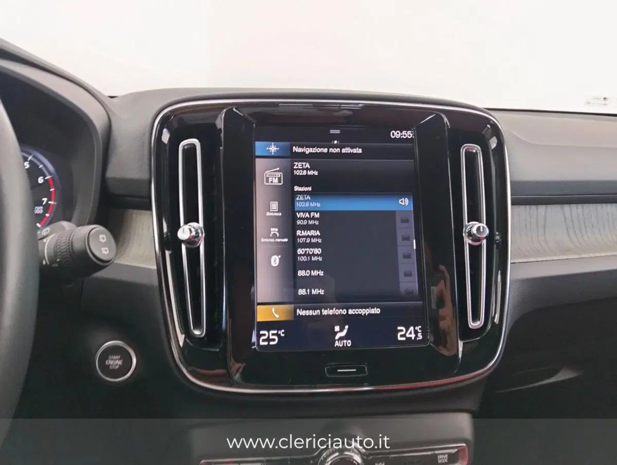 Volvo XC40 usata a Como (12)