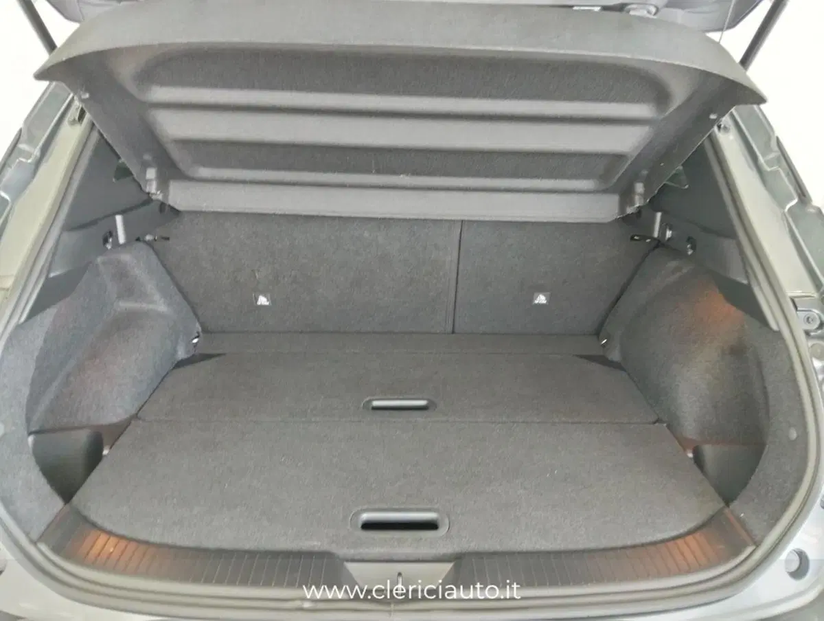 Nissan Qashqai usata a Como (17)