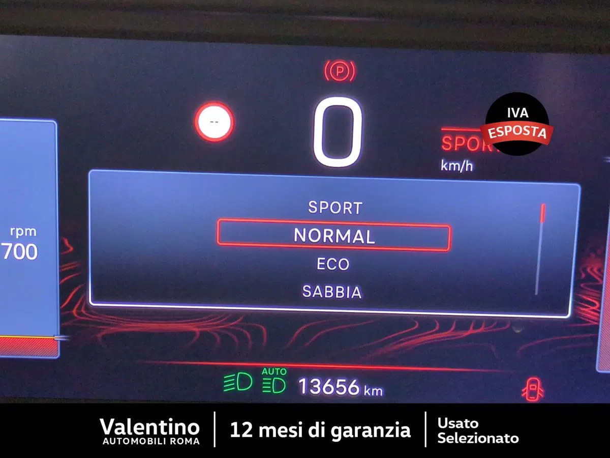 Jeep Avenger usata a Roma (20)