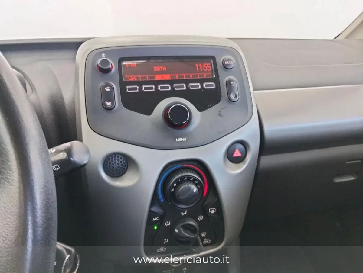 Toyota Aygo usata a Como (13)