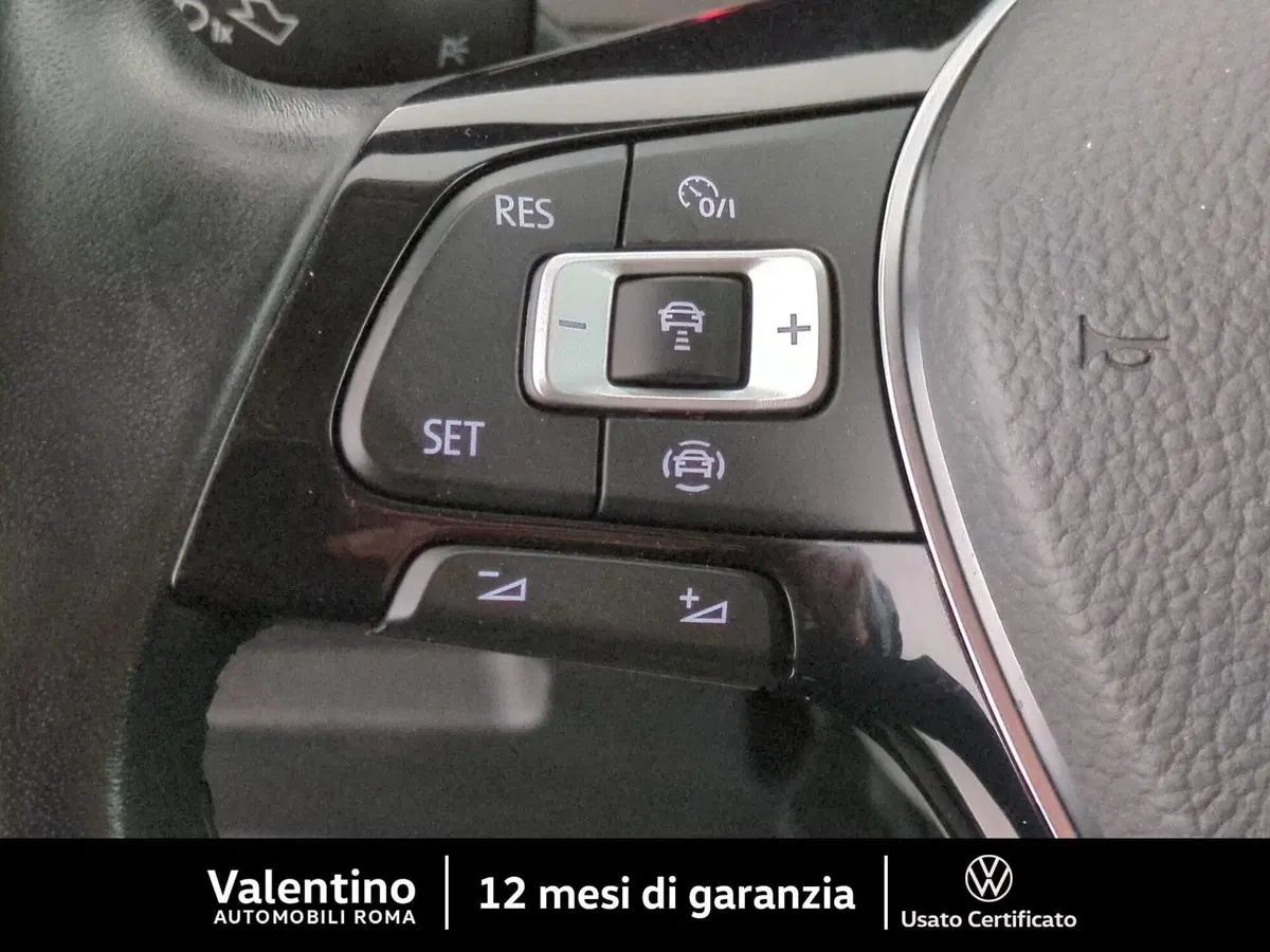 Volkswagen Touran usata a Roma (13)