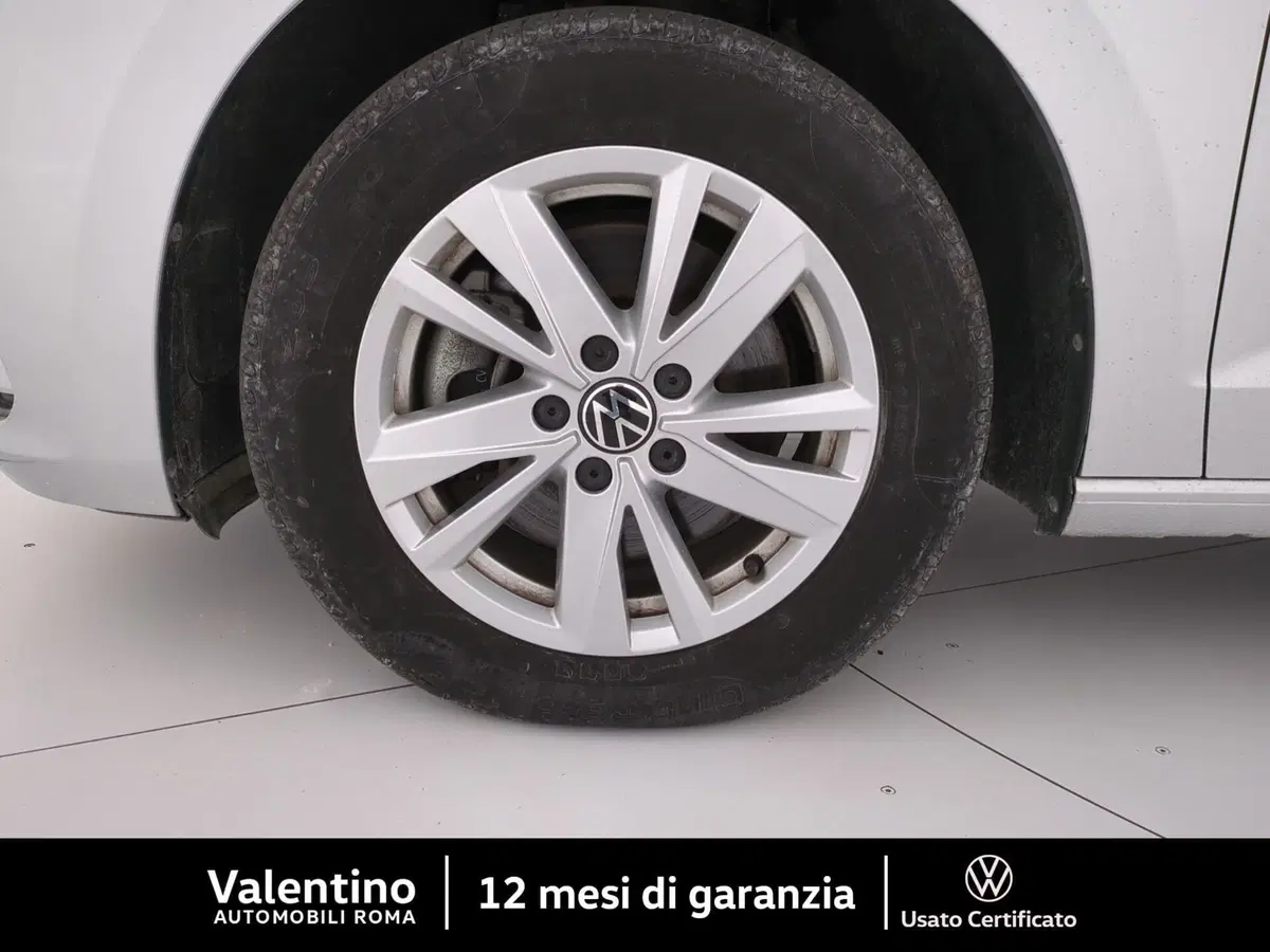 Volkswagen Touran usata a Roma (8)