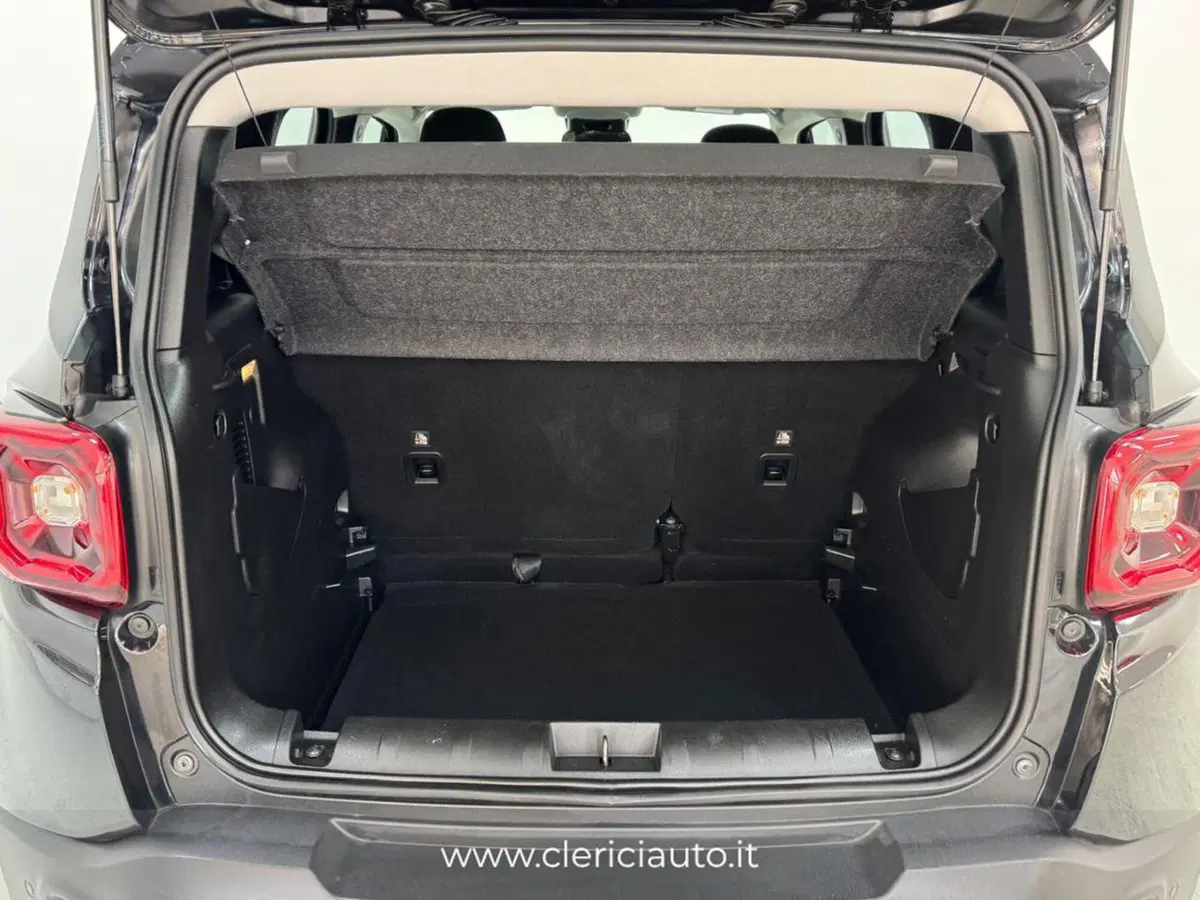 Jeep Renegade usata a Como (17)