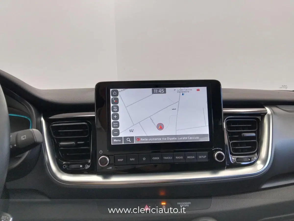 Kia Stonic usata a Como (13)