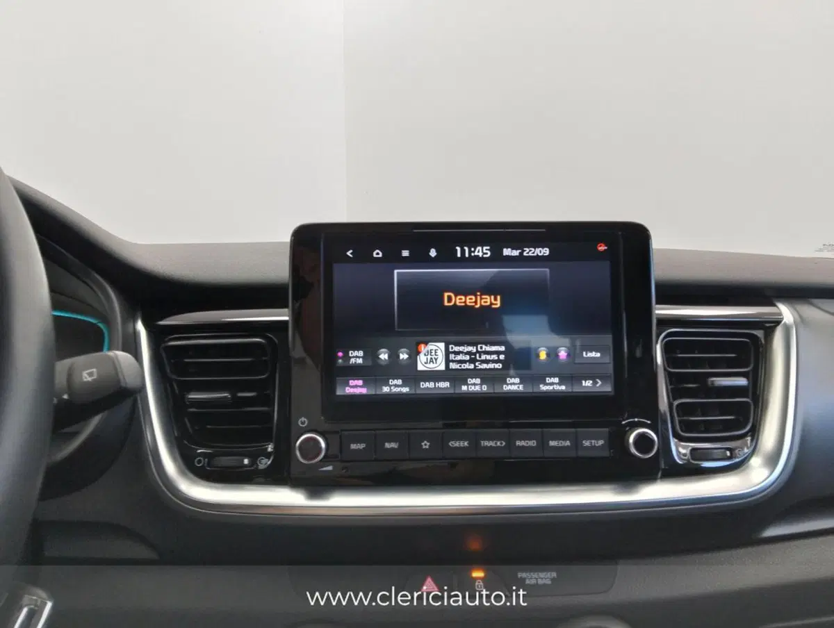 Kia Stonic usata a Como (15)