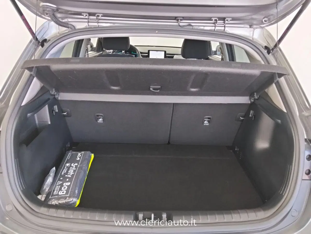 Kia Stonic usata a Como (18)
